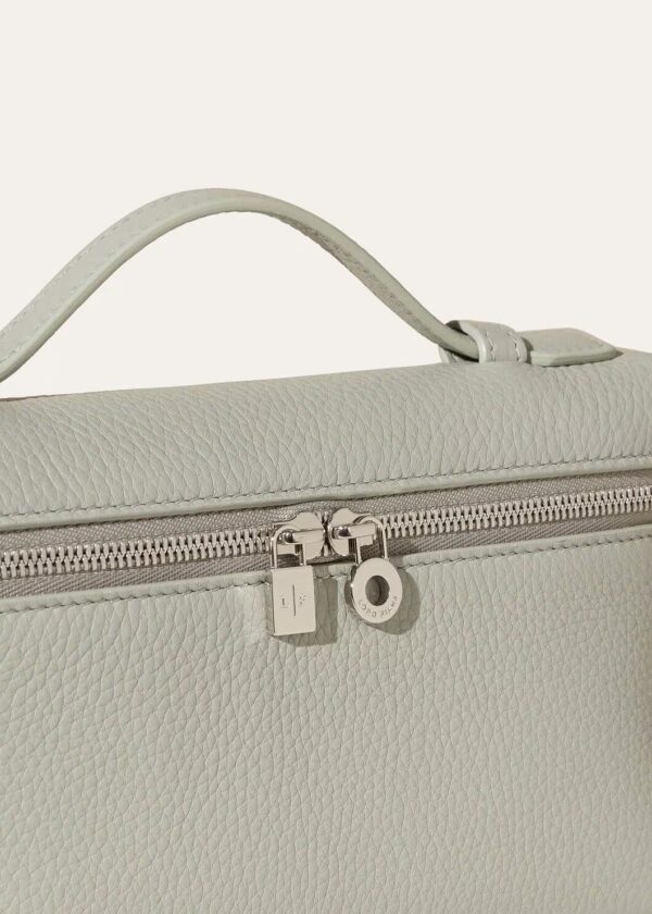 0d2dac8542465ba9dce4b7e8c158cc54.jpg Extra Pocket L19 clutch