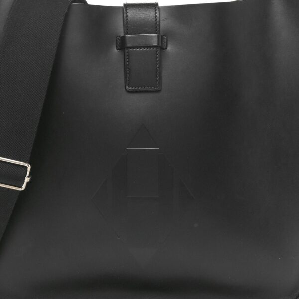 Vache Hunter Evelyne Sellier 29 PM Black