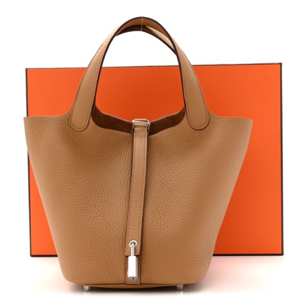 Taurillon Clemence Picotin Lock 18 PM Biscuit