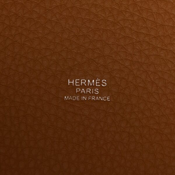 Taurillon Clemence Picotin Lock 18 PM Biscuit