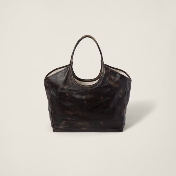 Leather tote bag