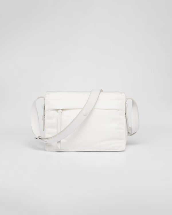 b217f324f096176ac8278df8da137c81.jpg Small-filled Re-Nylon shoulder bag white