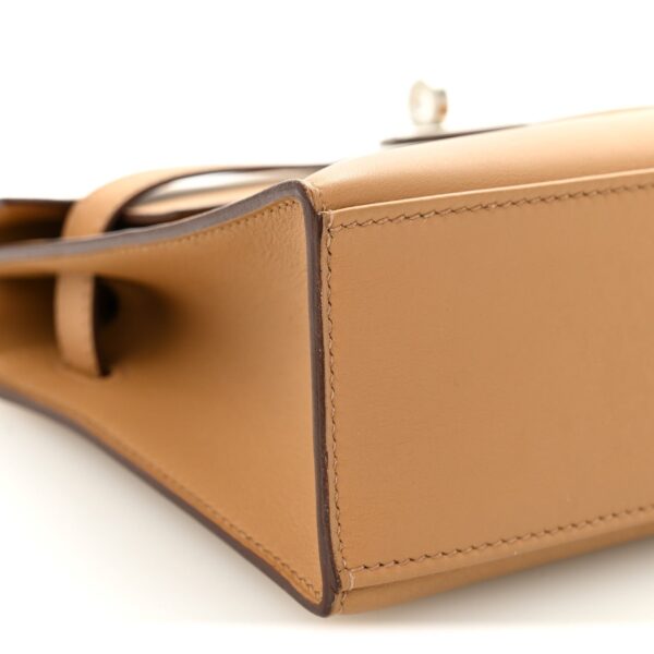 Swift Kelly Pochette Clutch Biscuit