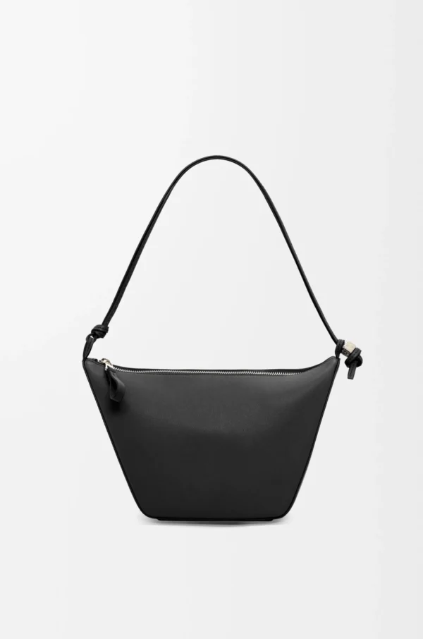 c5d1bfafada390670820146c2b47dbab-scaled-1.webp Mini Hammock hobo in classic calfskin