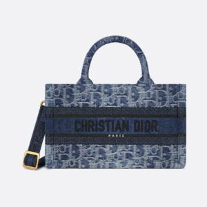 fa2862e0fb1d0099b7cd6c4521576551.png Mini Dior Book Tote