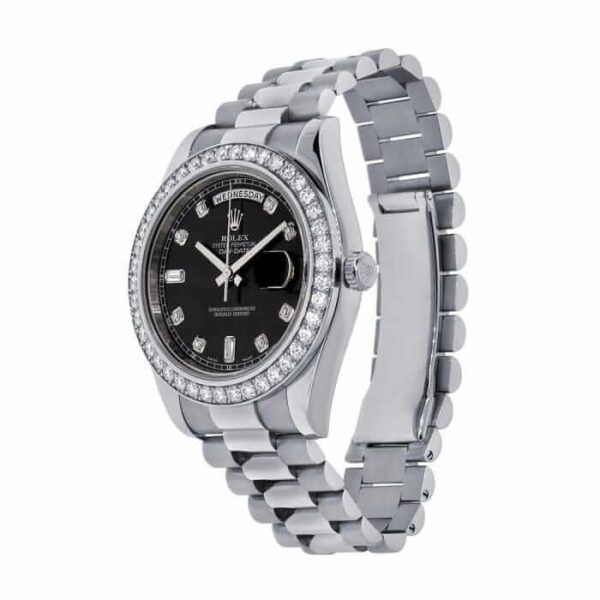 rd4004957__2.jpg Rolex Day-Date White Diamond Replica