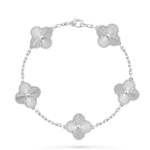 ScreenShot_2026-01-31_172644_881 Van Cleef & Arpels Vintage Alhambra bracelet, 5 four-leaf lucky pattern Replica