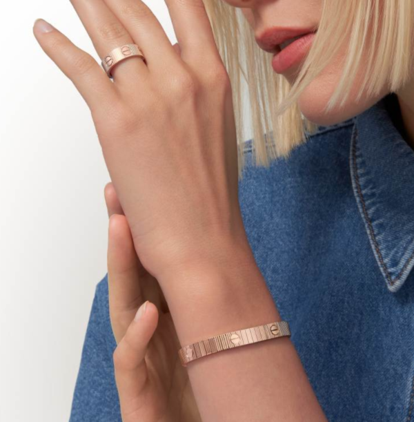 Cartier LOVE Unlimited Collection Bracelet - Replica