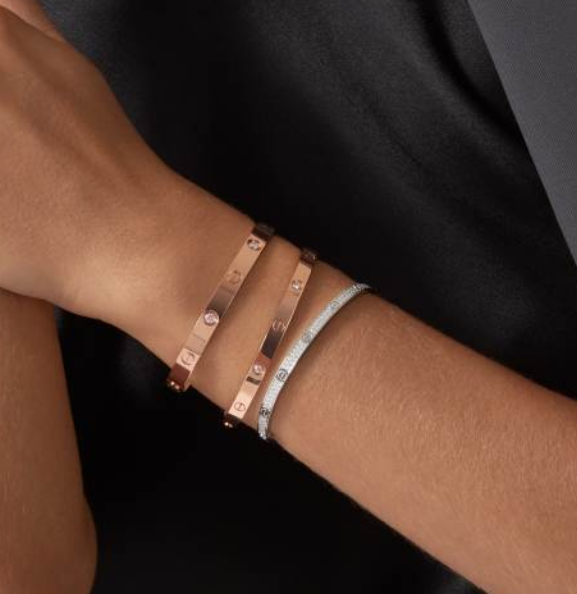 Cartier Love Collection Medium Size Bracelet Set with 4 Diamonds – Replica