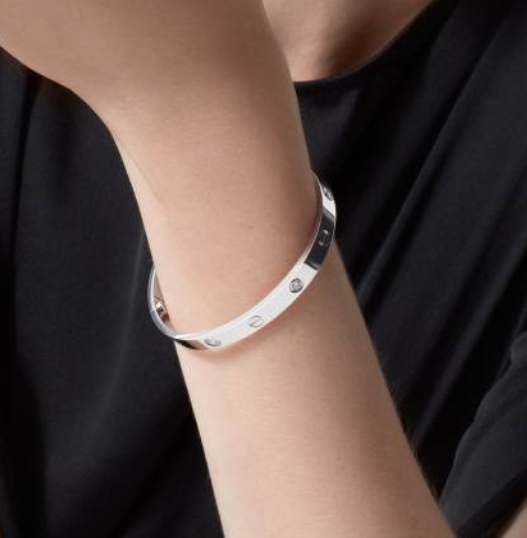 ScreenShot_2026-01-31_182941_963 Cartier Love Collection Large Size Bracelet Set with 4 Diamonds – Replica