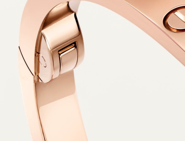 ScreenShot_2026-02-01_130026_121 Cartier Love Collection Small Size Bracelet - Replica