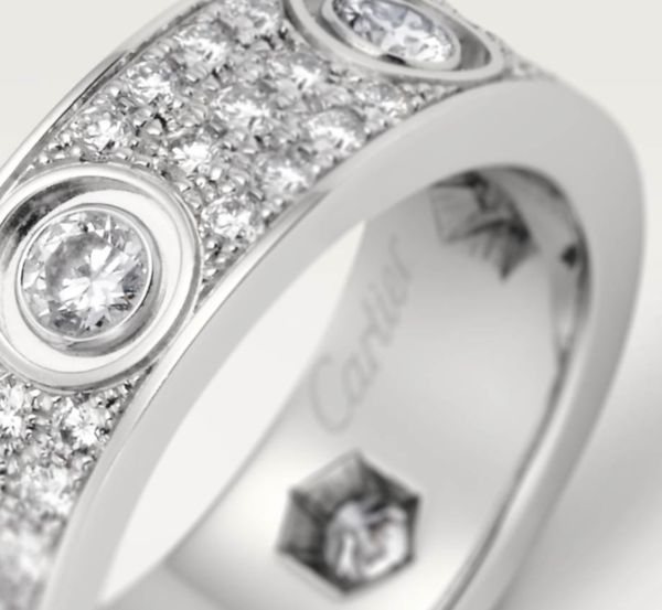 Cartier LOVE Ring, Large Model Full diamond setting and Set with 6 diamonds Replica