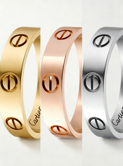 将三张图融合成一张图 Cartier LOVE Ring, Large Model Replica